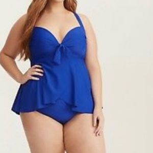 Beautiful figure flattering one piece swimsuit